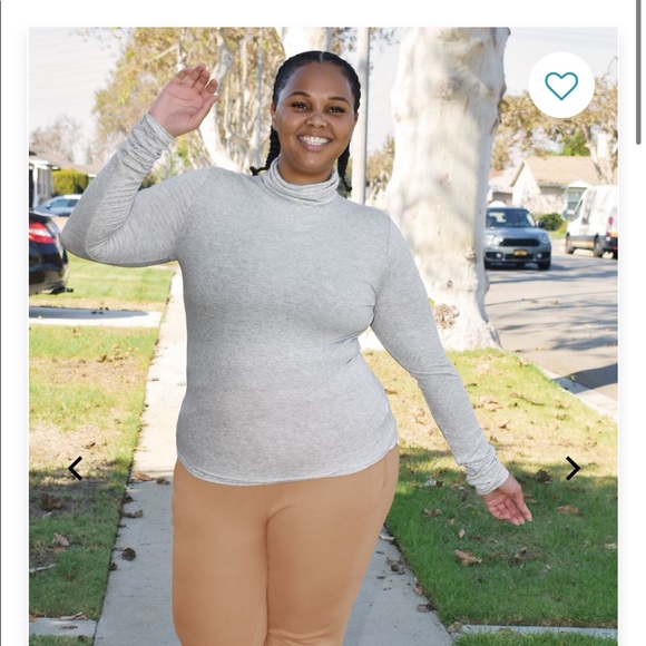 Fabletics jogger Set - Picture 5 of 8